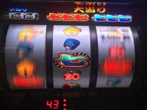 パチスロフィーバー夏祭りの通常時の打ち方(中押し手順)／万回転